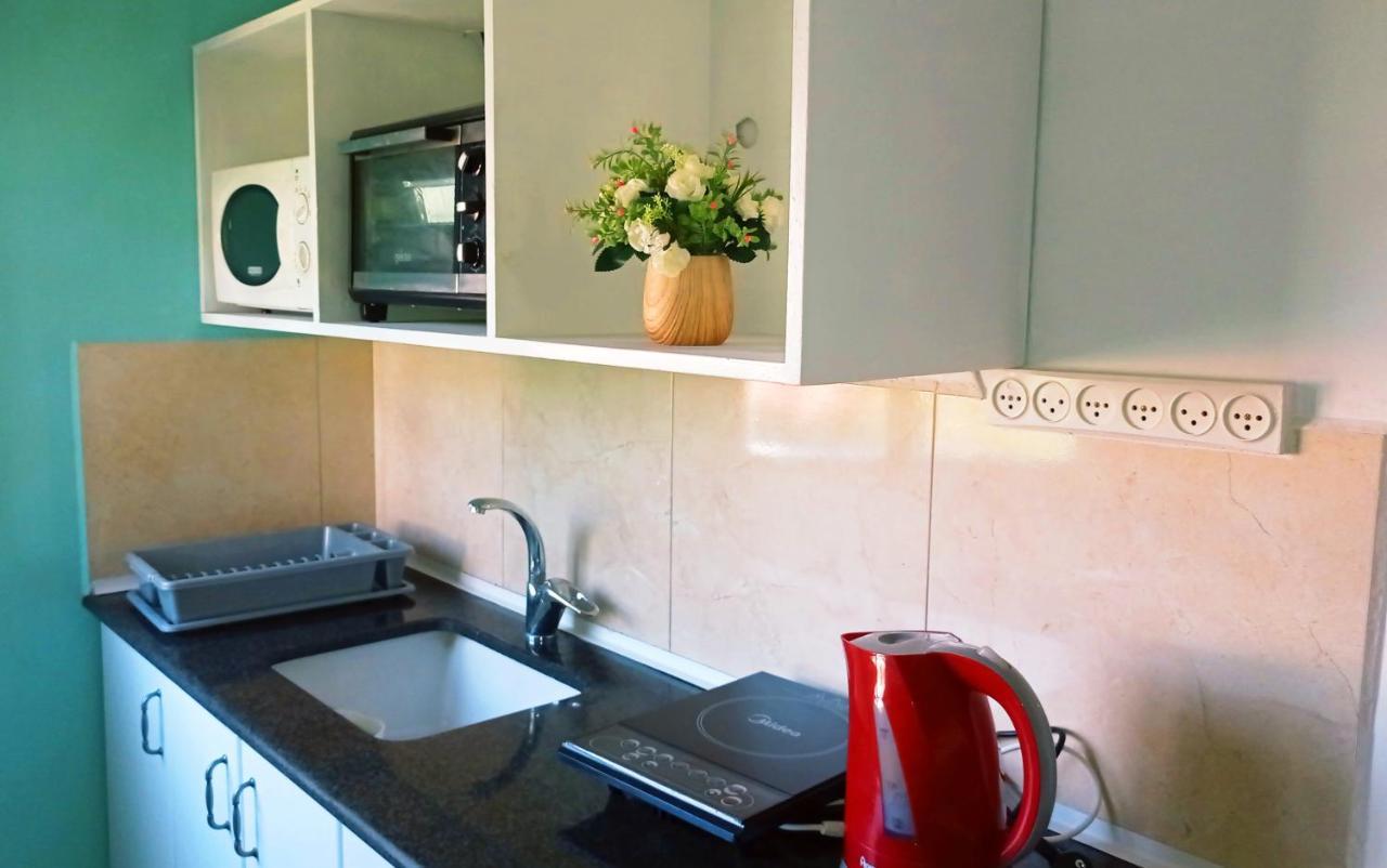 Jordan Valley one room apartment Menaẖemya Extérieur photo