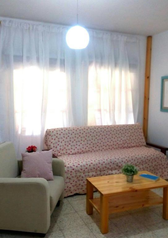 Jordan Valley one room apartment Menaẖemya Extérieur photo